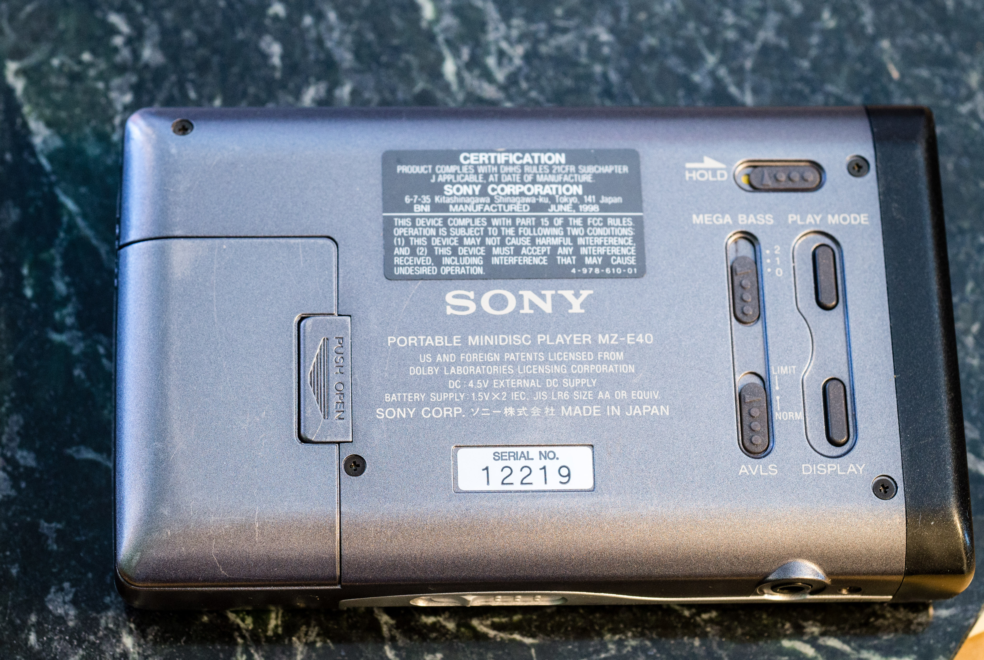 Sony MZ-E40 Bottom Sony MZ-E40 Bottom