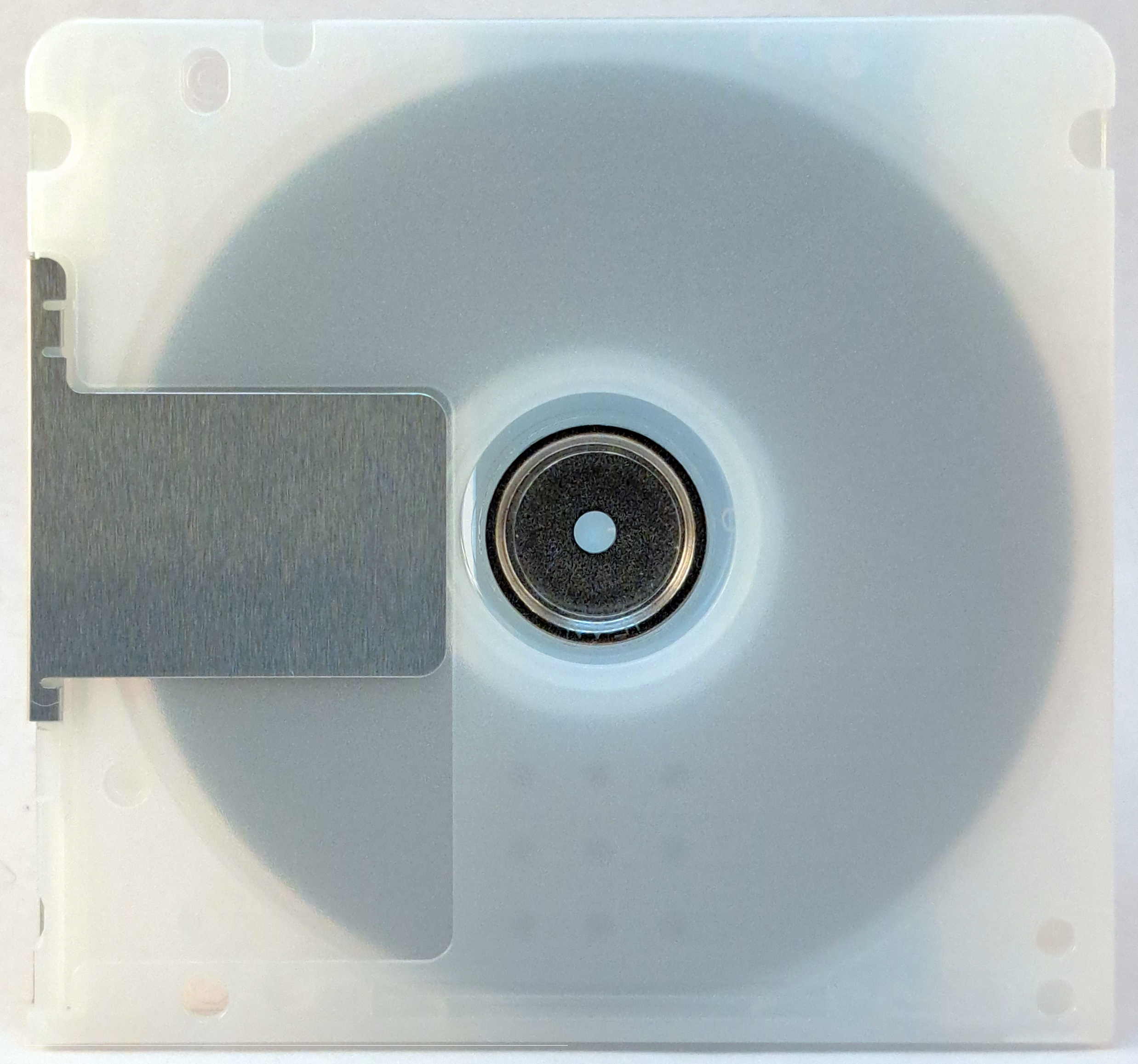 md-blank_tdk_fine-74_series3_blue_disc_rear_.jpg md-blank_tdk_fine-74_series3_blue_disc_rear_.jpg
