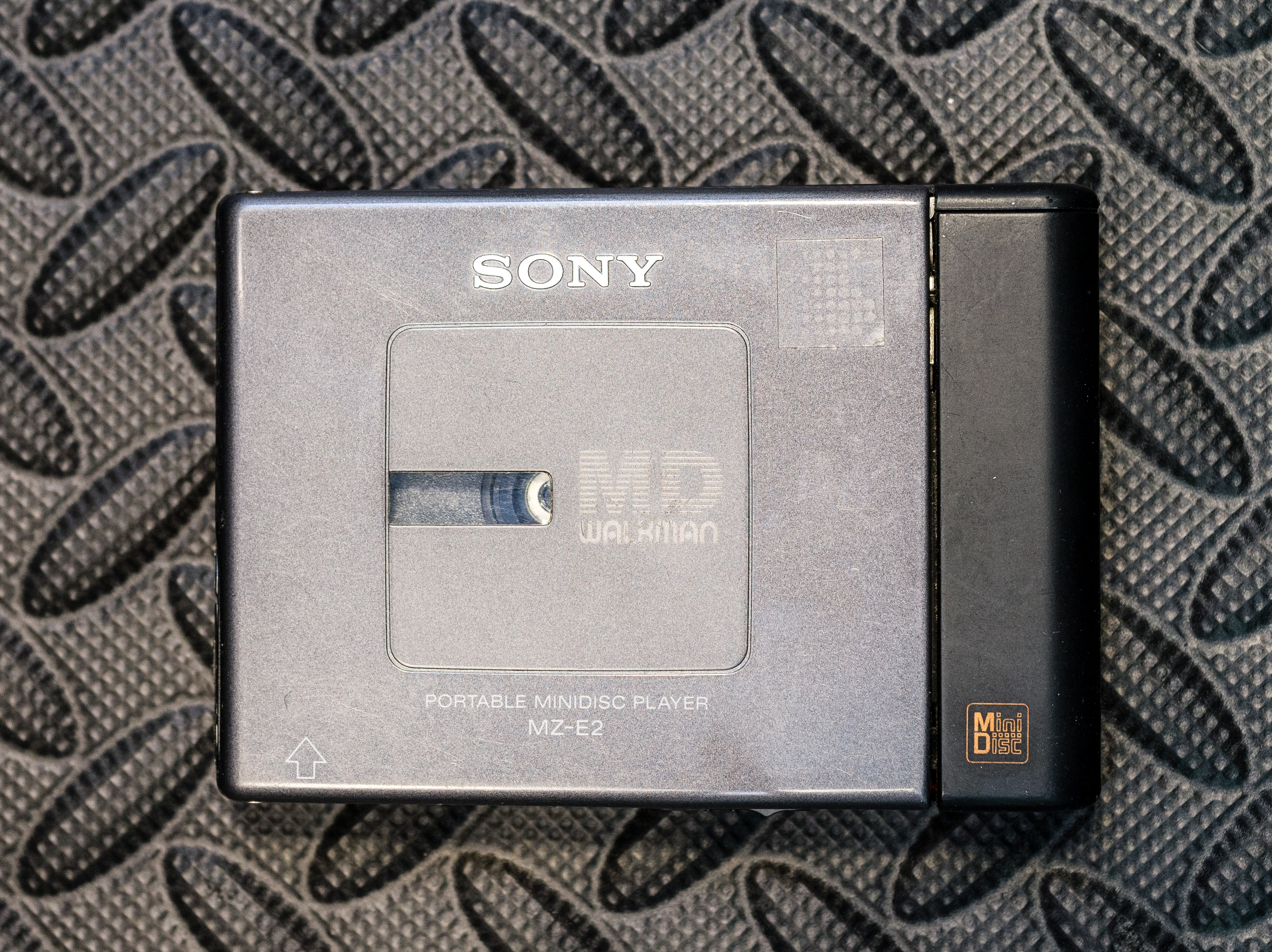 Sony MZ-E2 Top Sony MZ-E2 Top