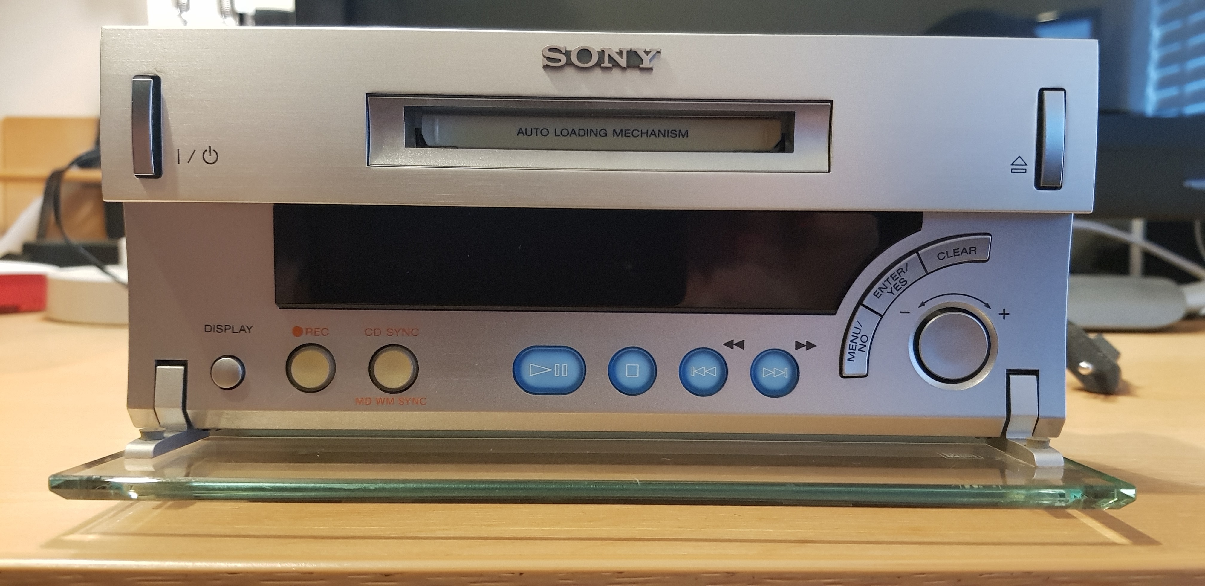 MDS-SD1 MiniDisc Front MDS-SD1 MiniDisc Front
