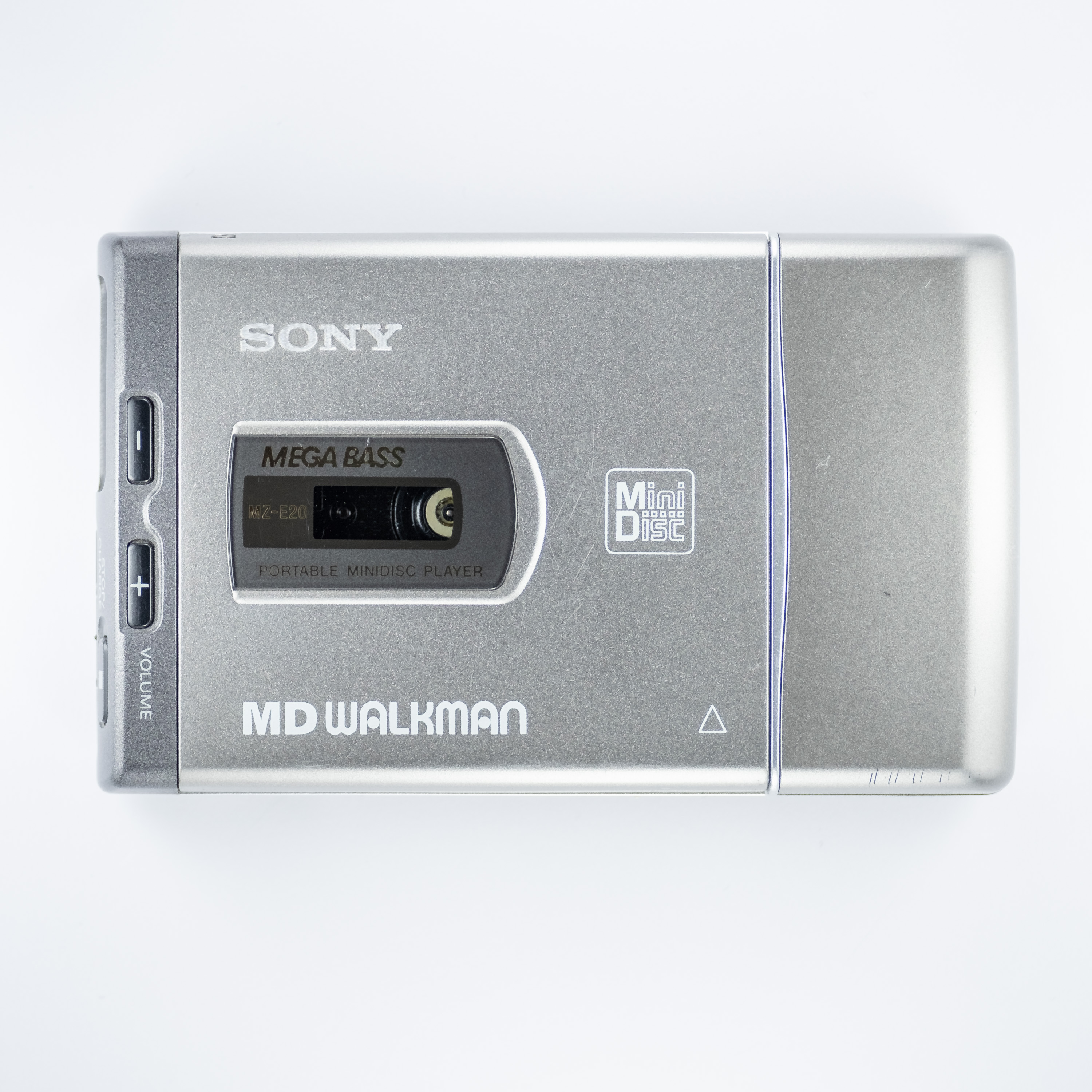 sony_mz_e20_top.jpg sony_mz_e20_top.jpg