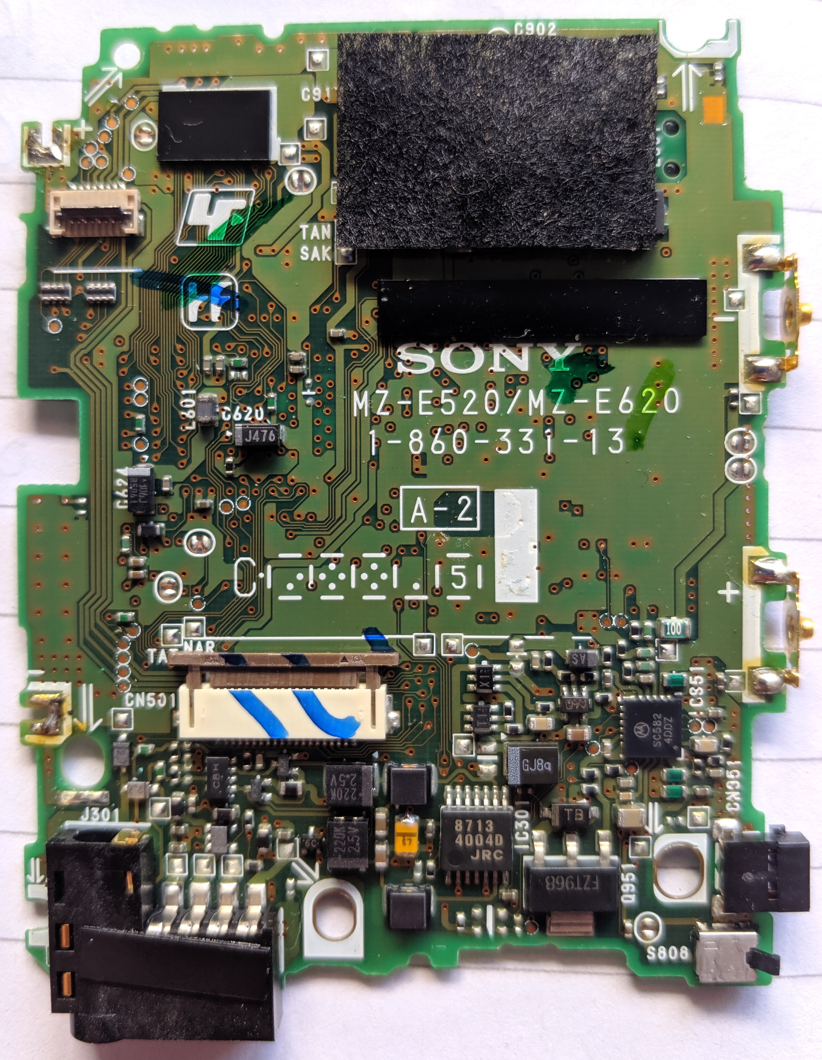 mz-e620-pcbfront.jpg mz-e620-pcbfront.jpg