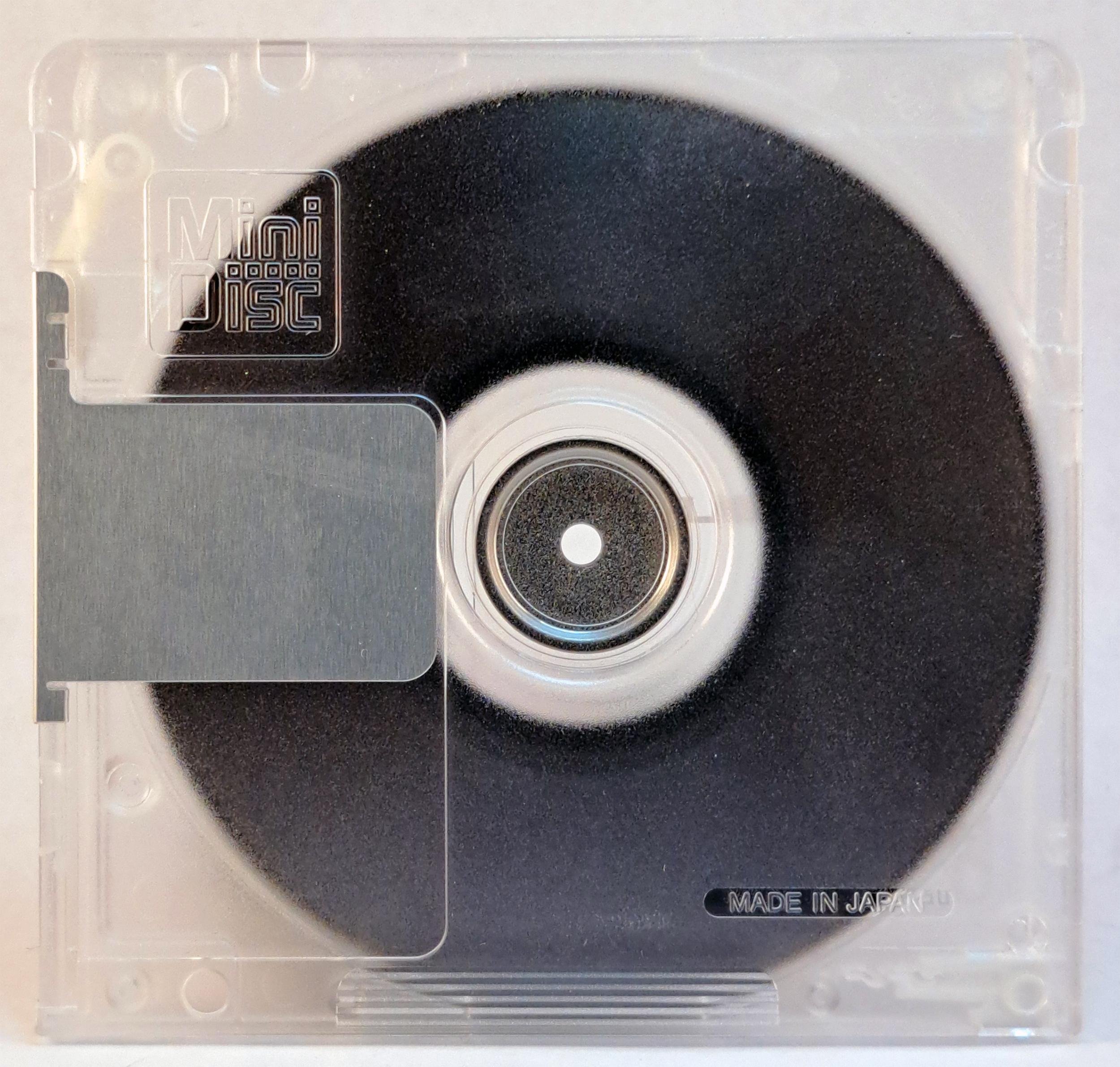 md-blank_panasonic-hello_kitty_74_white_disc_rear_.jpg md-blank_panasonic-hello_kitty_74_white_disc_rear_.jpg