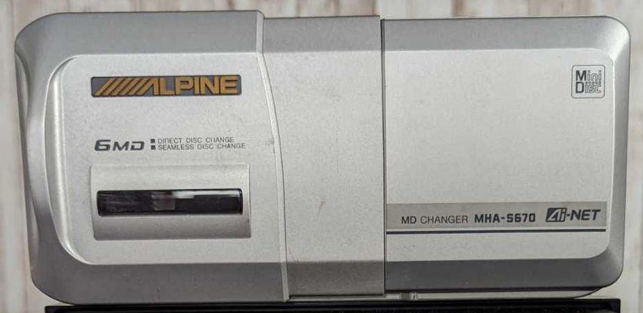 alpine_mha-s670_6.jpg alpine_mha-s670_6.jpg