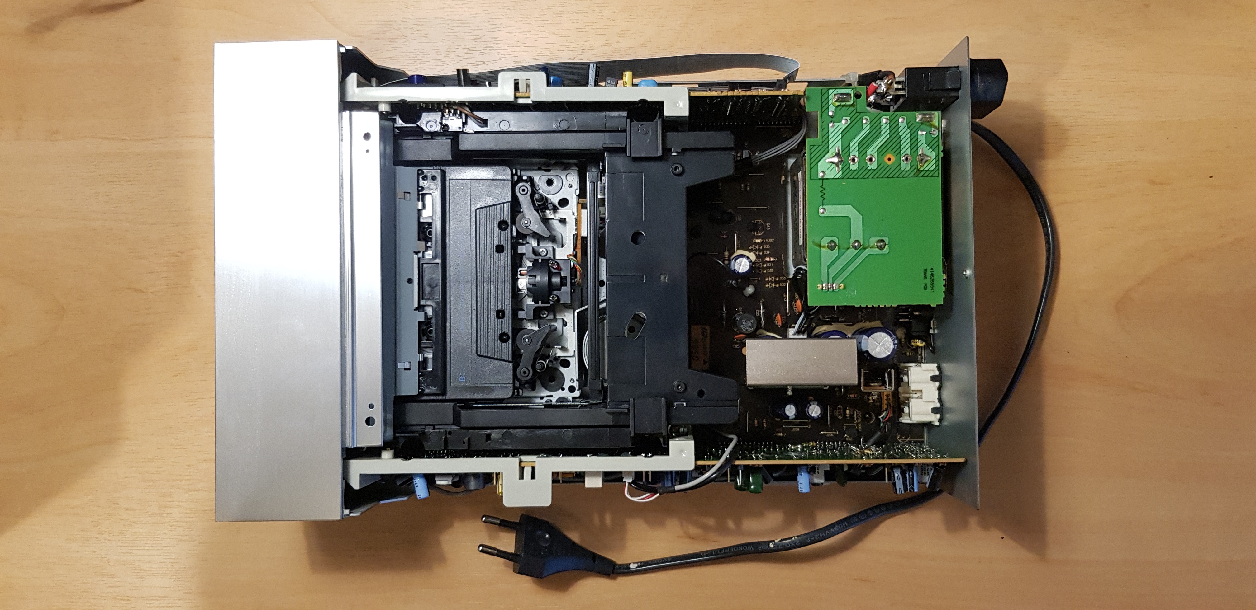TC-SD1 Tape Deck Inside Overview TC-SD1 Tape Deck Inside Overview