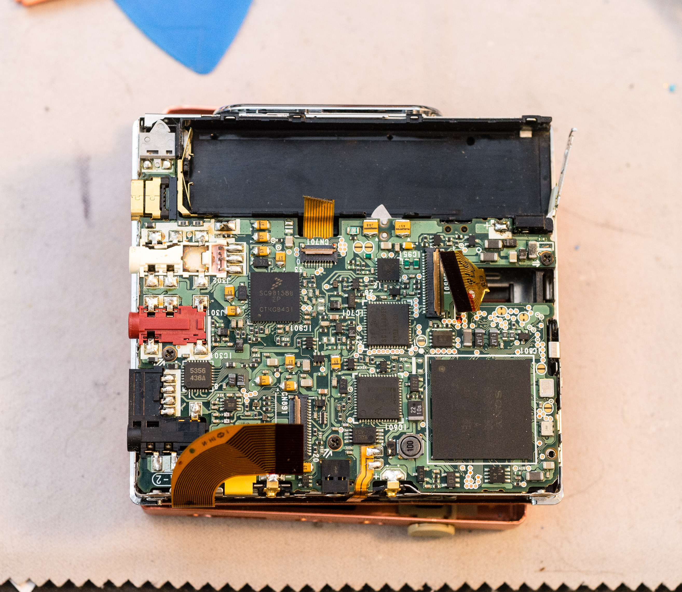 Internals of N920 Internals of N920