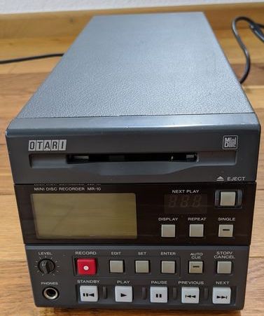 otari_mr-10_3.jpg otari_mr-10_3.jpg