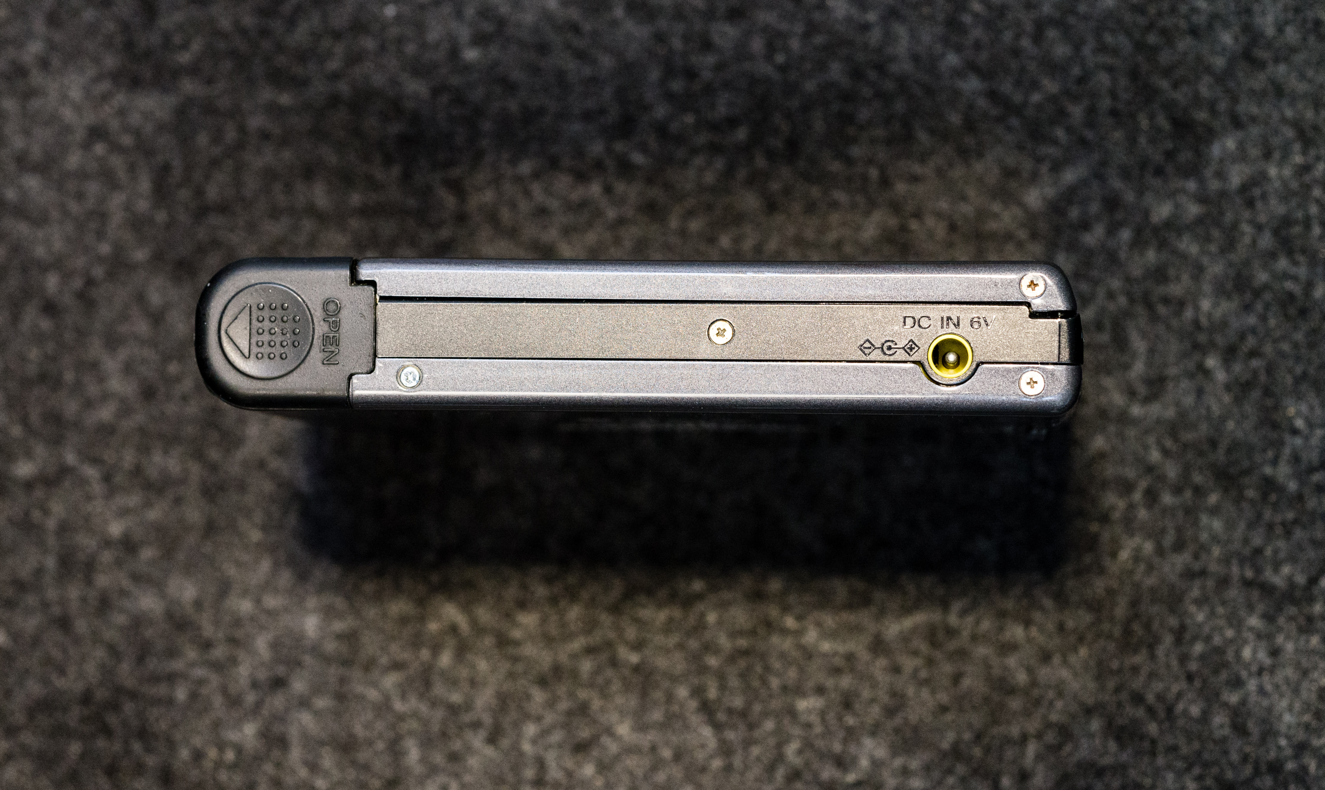 Sony MZ-E2 Rear Sony MZ-E2 Rear
