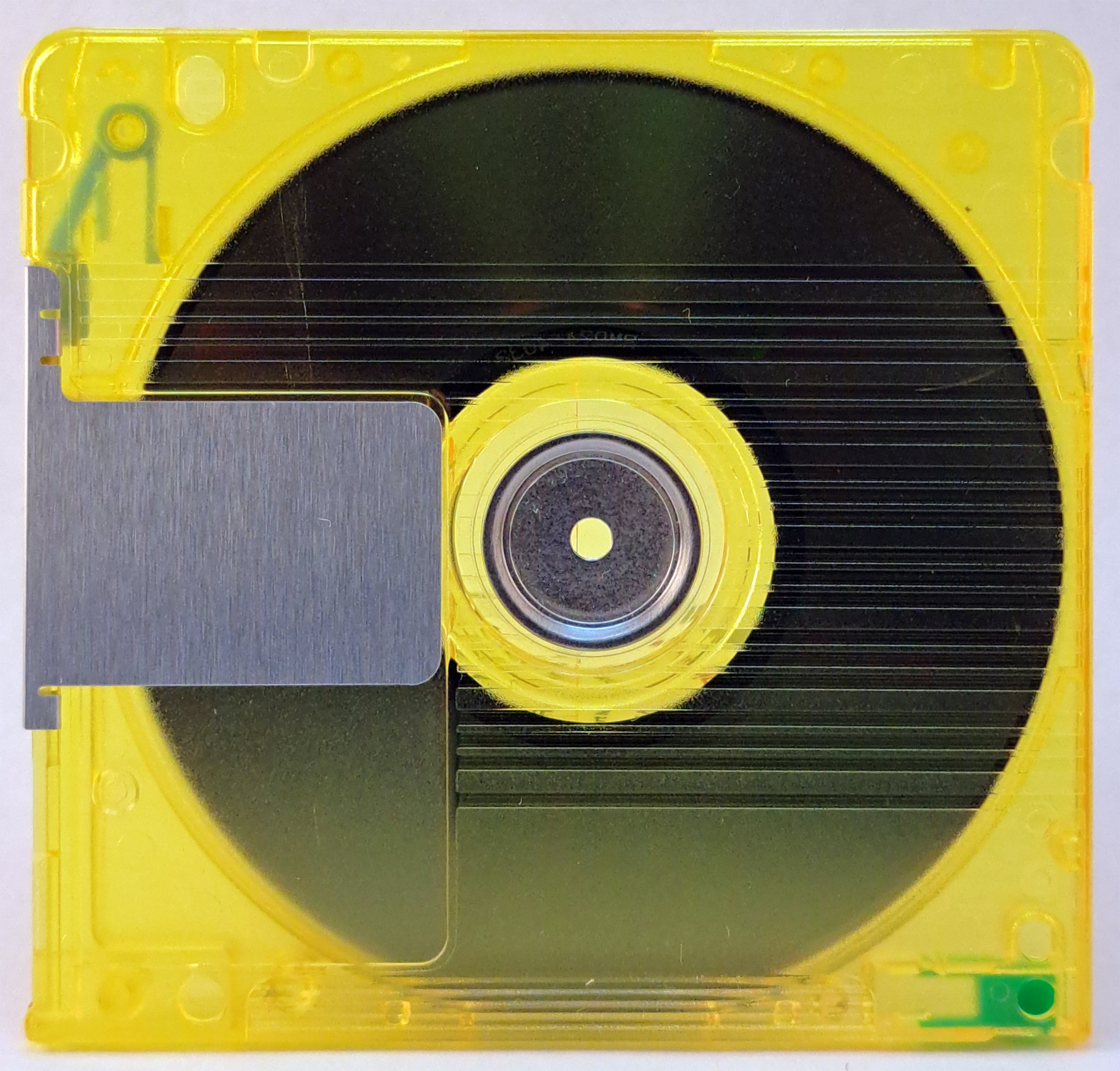 md-blank_sailor-74_yellow_disc_rear_.jpg md-blank_sailor-74_yellow_disc_rear_.jpg