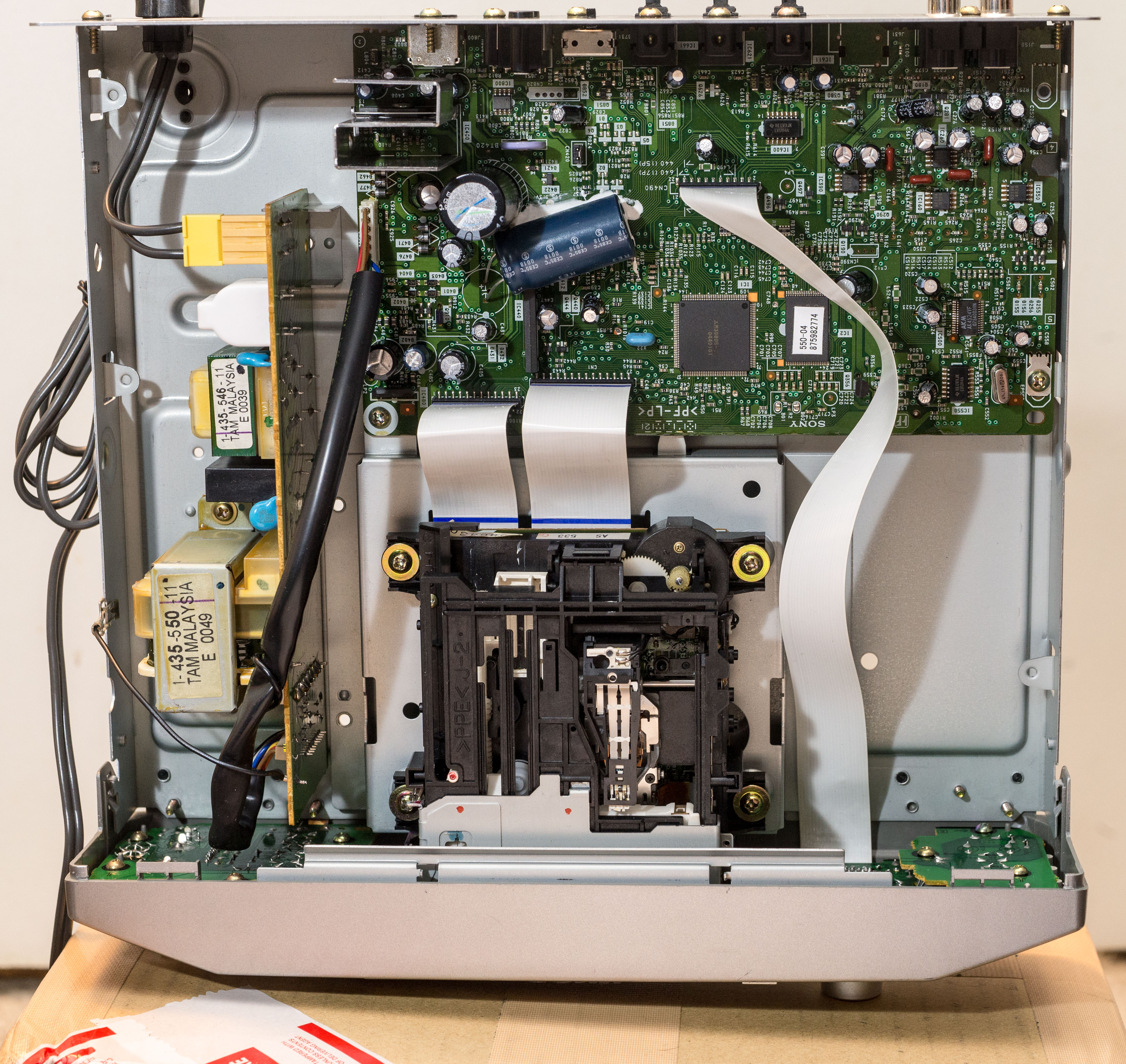 Sony MDS-S50 Internals from the top Sony MDS-S50 Internals from the top