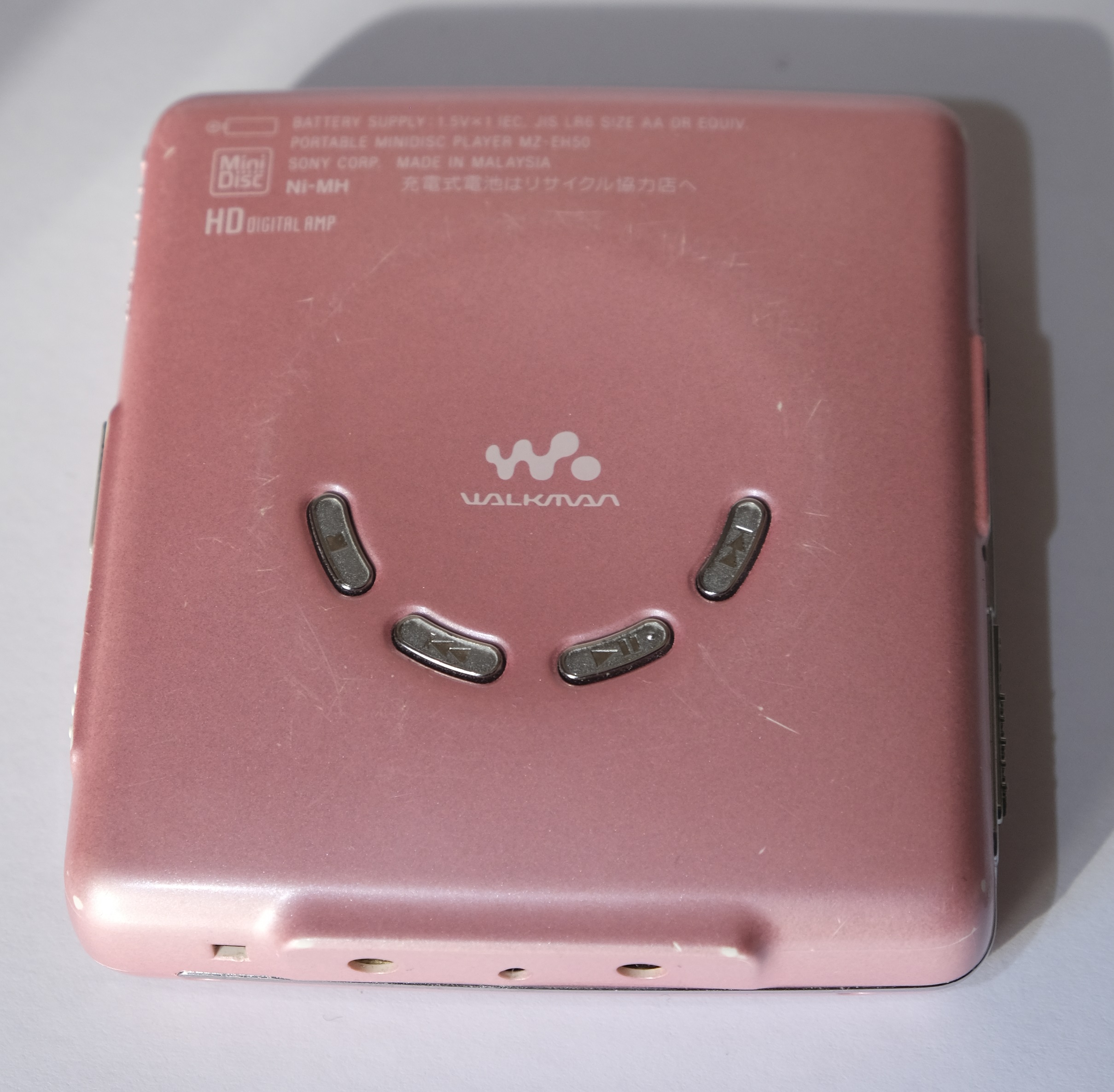 sony_mz_eh50_pink_bottom.jpg sony_mz_eh50_pink_bottom.jpg