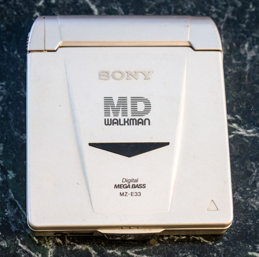 sony_mz-e33_main.jpg sony_mz-e33_main.jpg