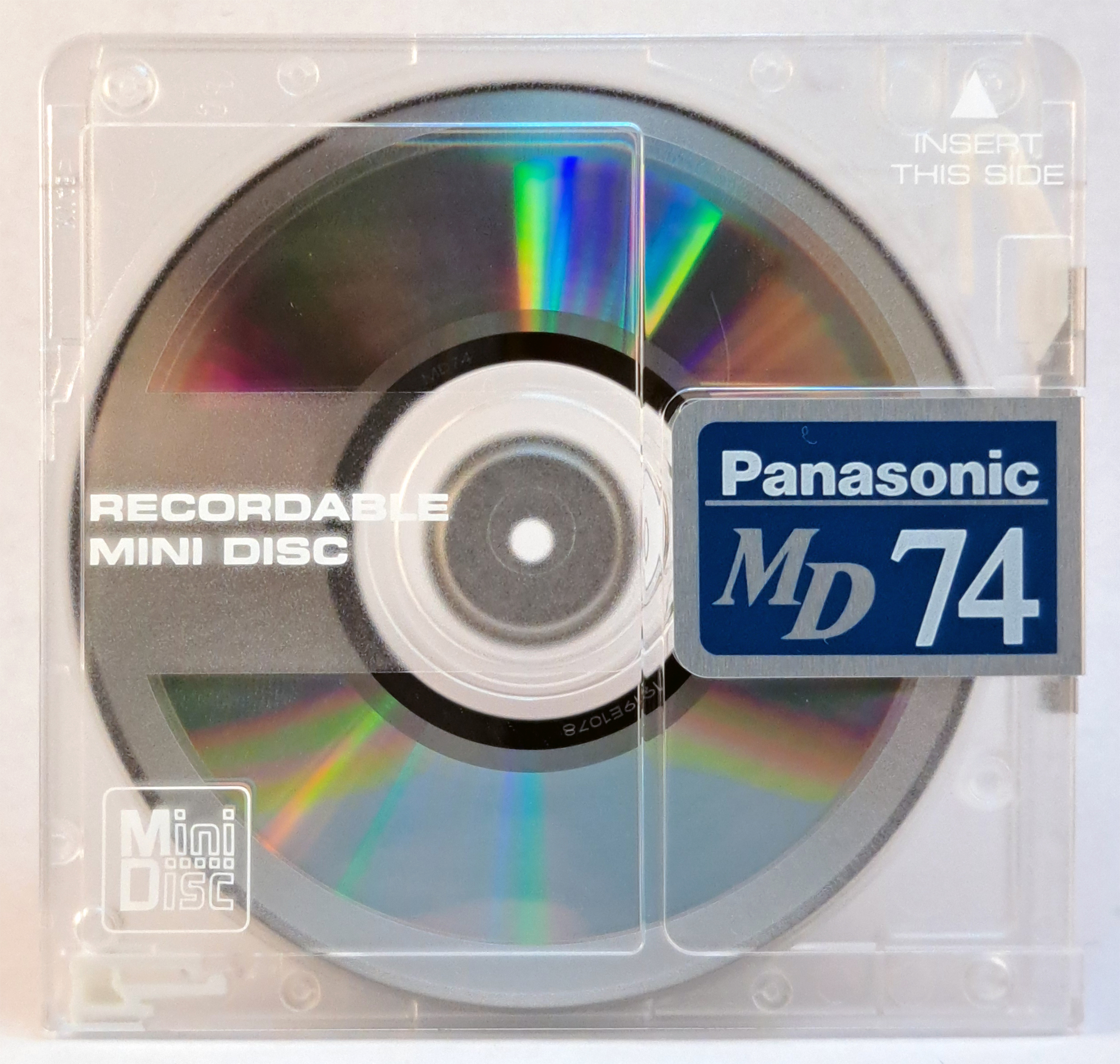 md-blank_panasonic-hello_kitty_74_white_disc_front_.jpg md-blank_panasonic-hello_kitty_74_white_disc_front_.jpg