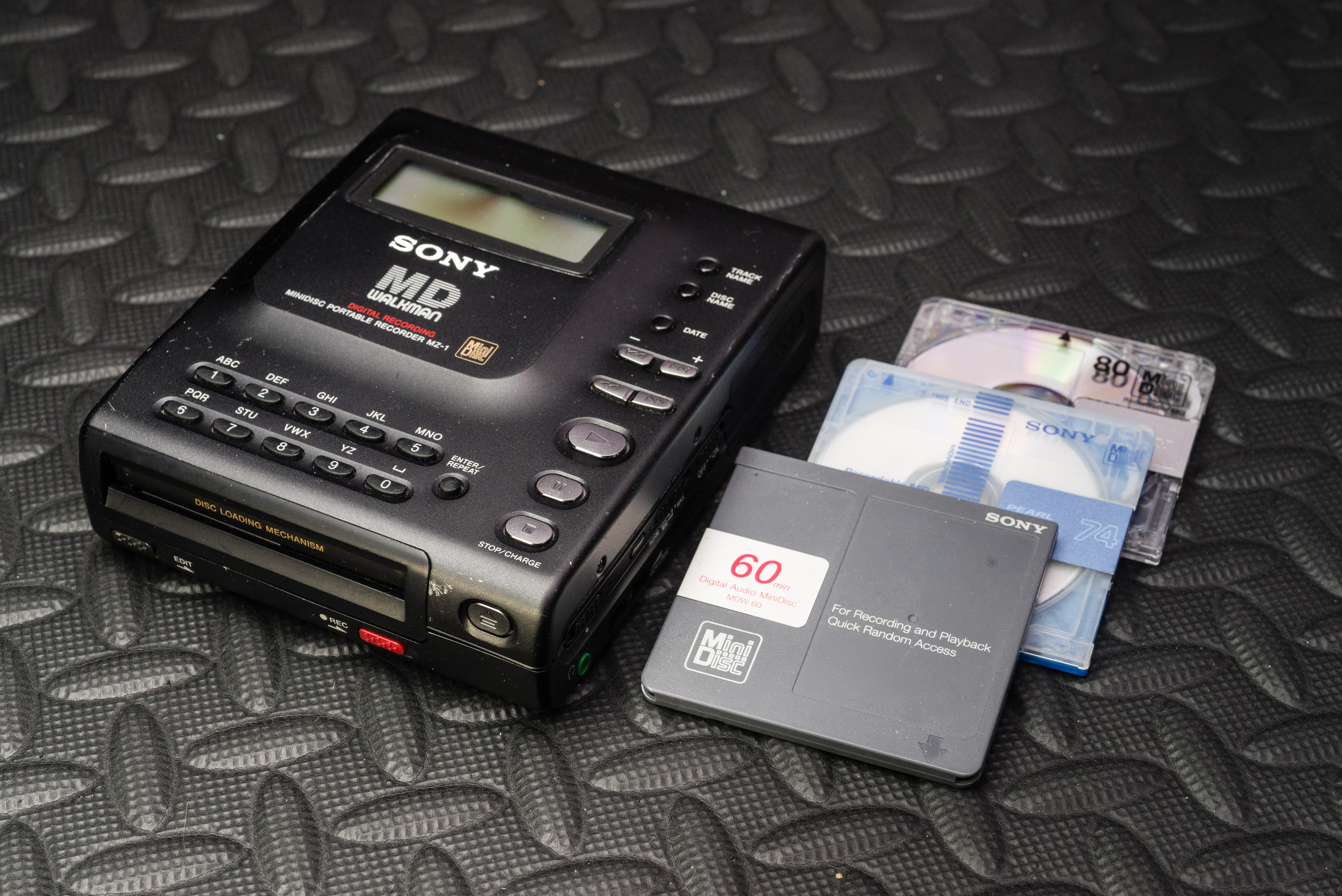 Sony MZ-1 Sony MZ-1